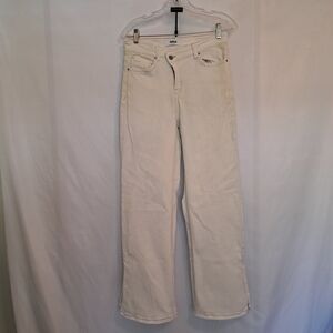 Elegant Cream Flare Jeans